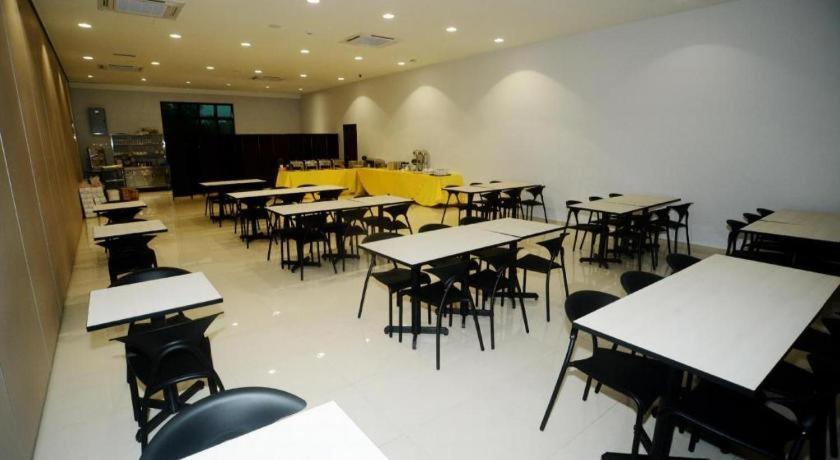 Star-Well Hotel Kuala Lipis Buitenkant foto