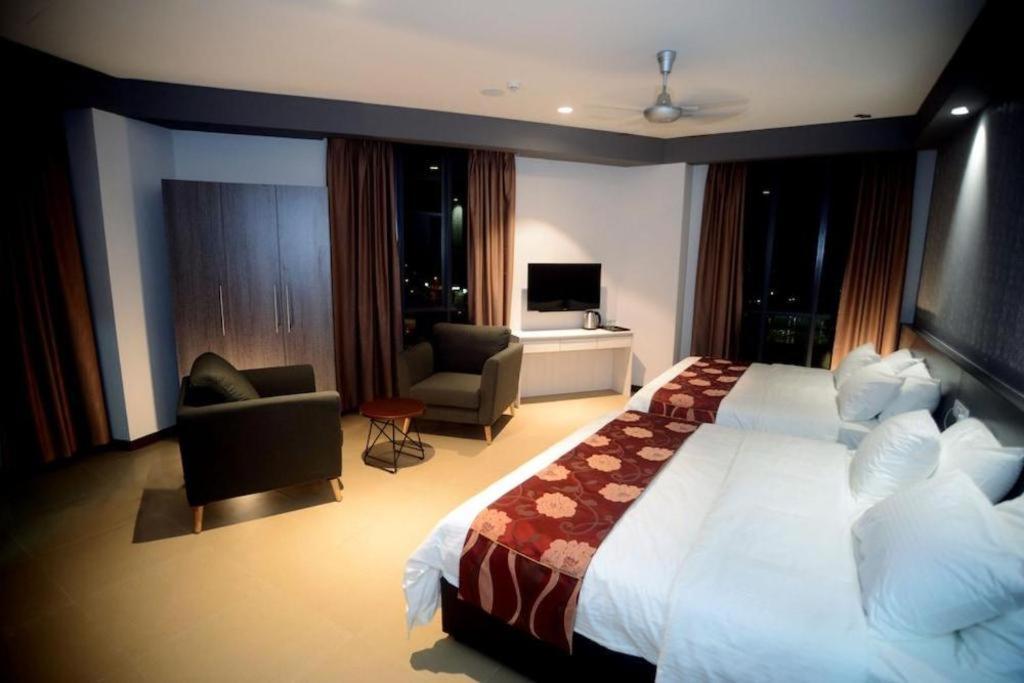 Star-Well Hotel Kuala Lipis Buitenkant foto