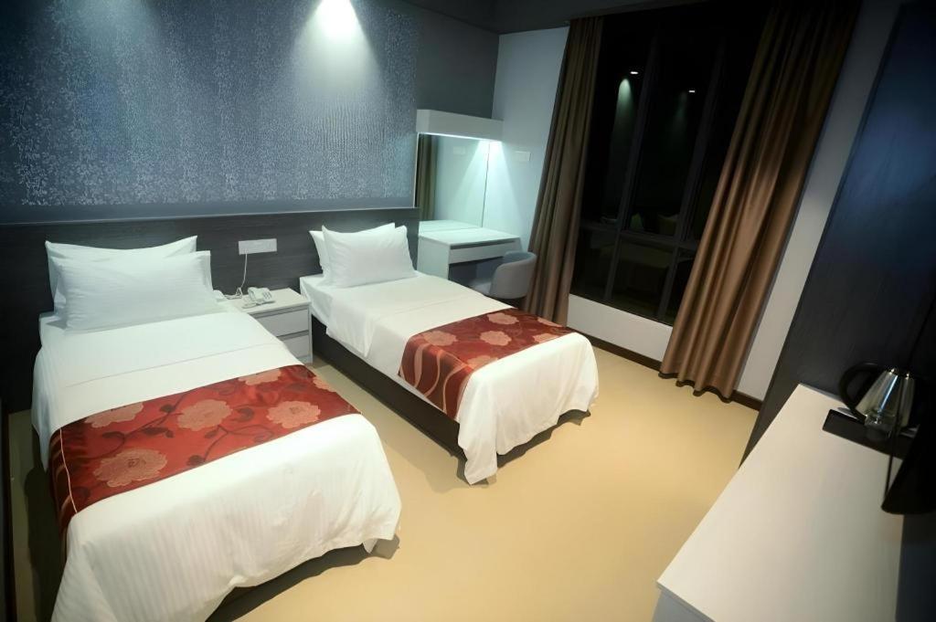 Star-Well Hotel Kuala Lipis Buitenkant foto