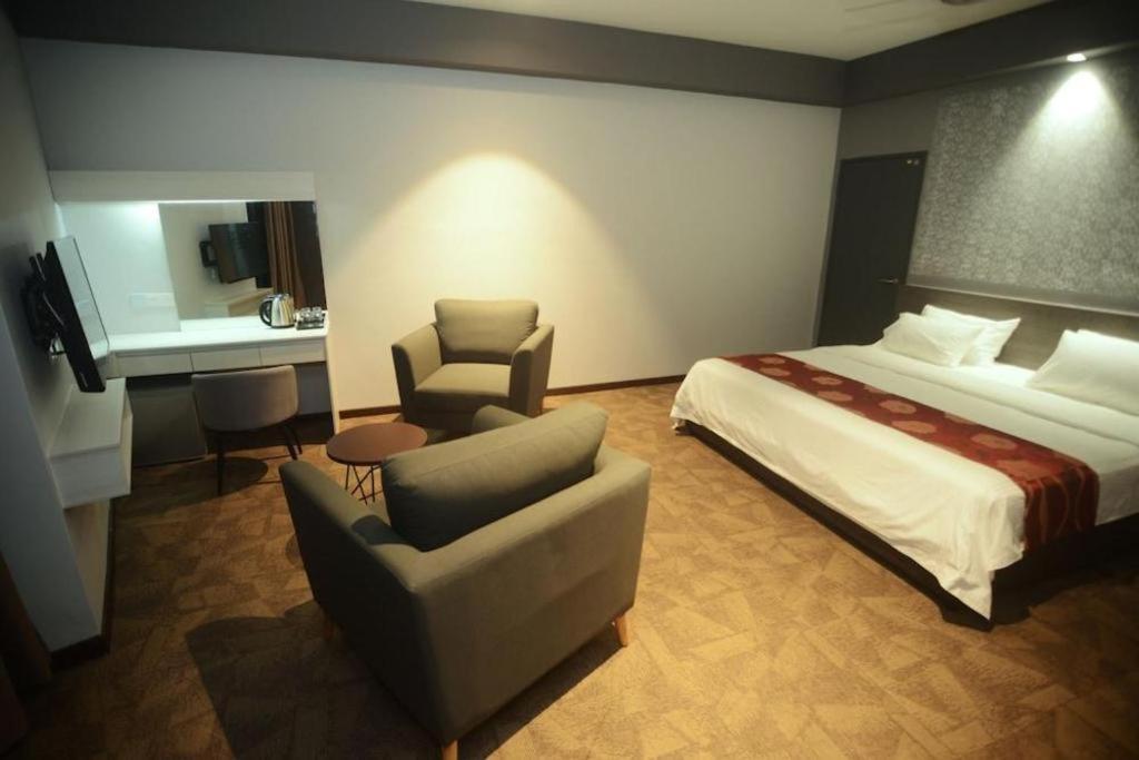 Star-Well Hotel Kuala Lipis Buitenkant foto