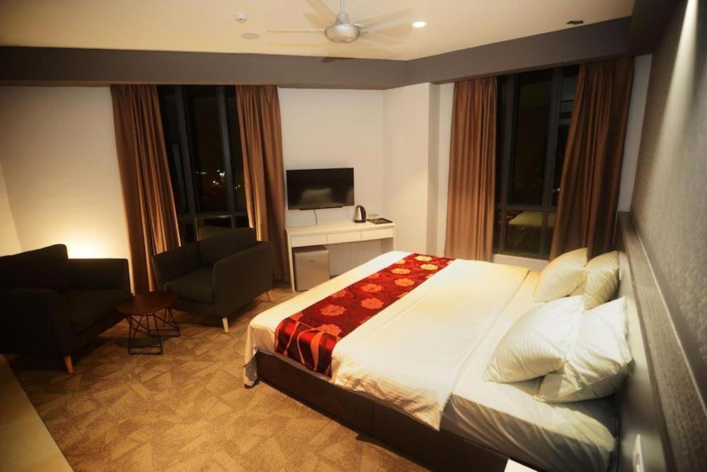 Star-Well Hotel Kuala Lipis Buitenkant foto