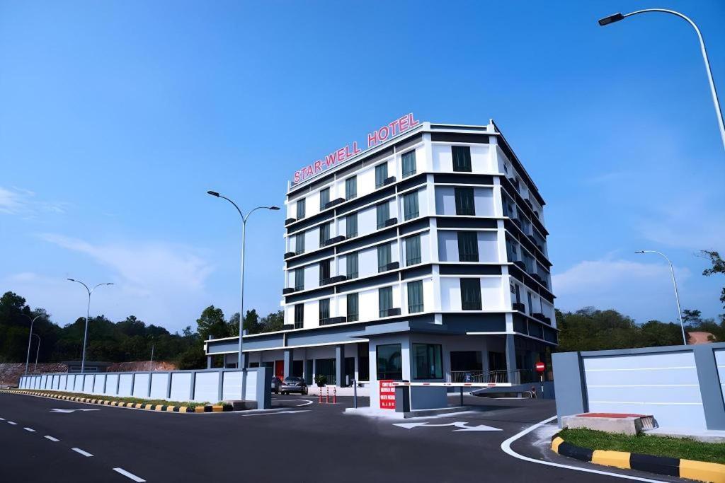 Star-Well Hotel Kuala Lipis Buitenkant foto