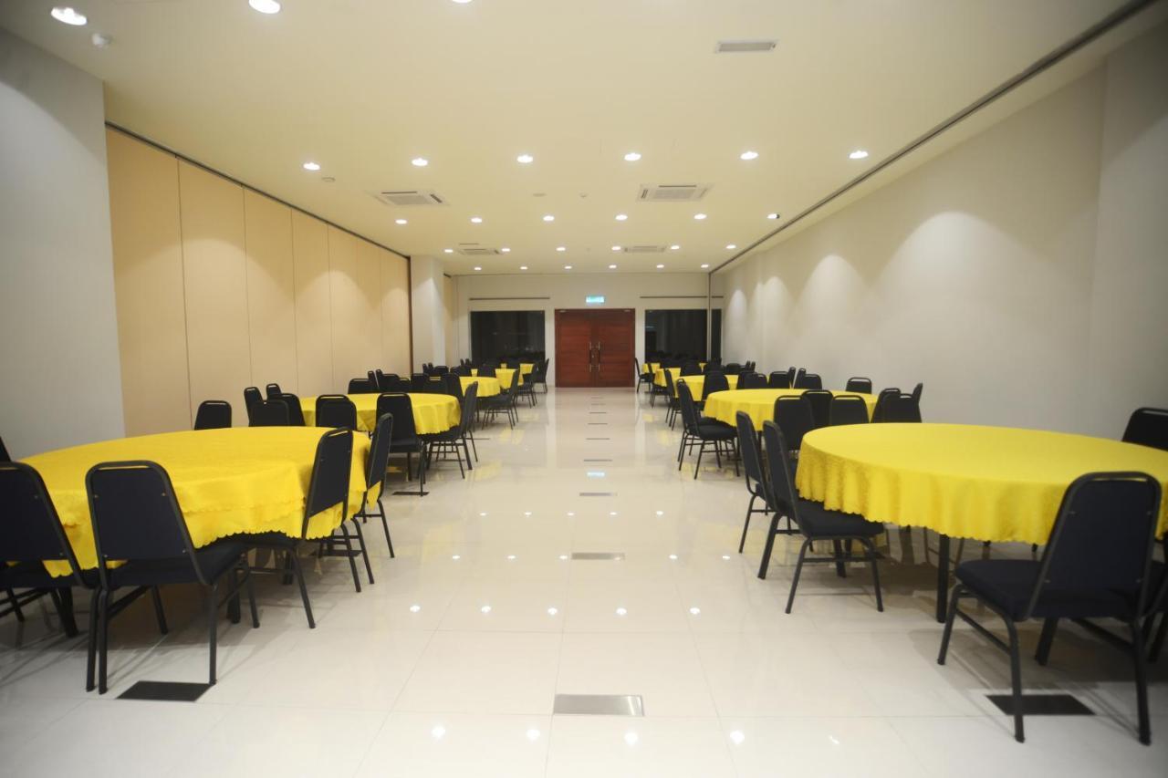 Star-Well Hotel Kuala Lipis Buitenkant foto