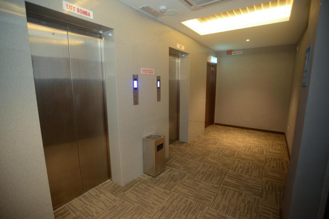 Star-Well Hotel Kuala Lipis Buitenkant foto